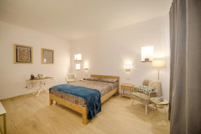Cozy guest house Downtown